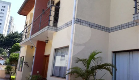 Condomínio de Casa Saúde
