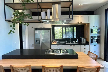 Belíssima Casa à venda com 453m², 4 suítes e 5 vagas de garagem em Atibaia!!!!