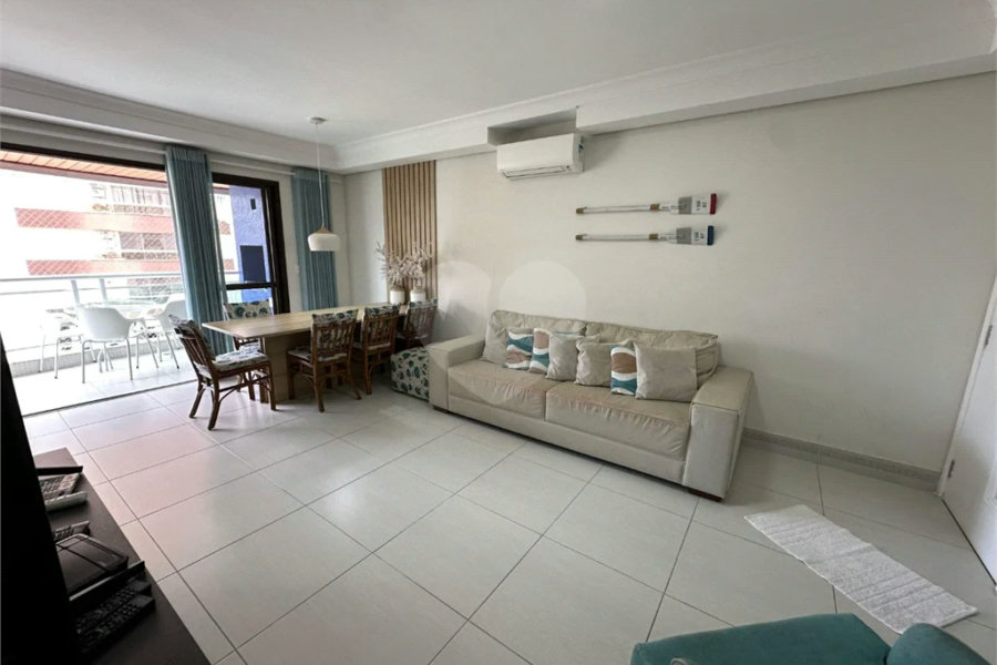 Apartamento à venda com 3 quartos, sendo 1 suíte, em Riviera de São Lourenço, Bertioga, SP