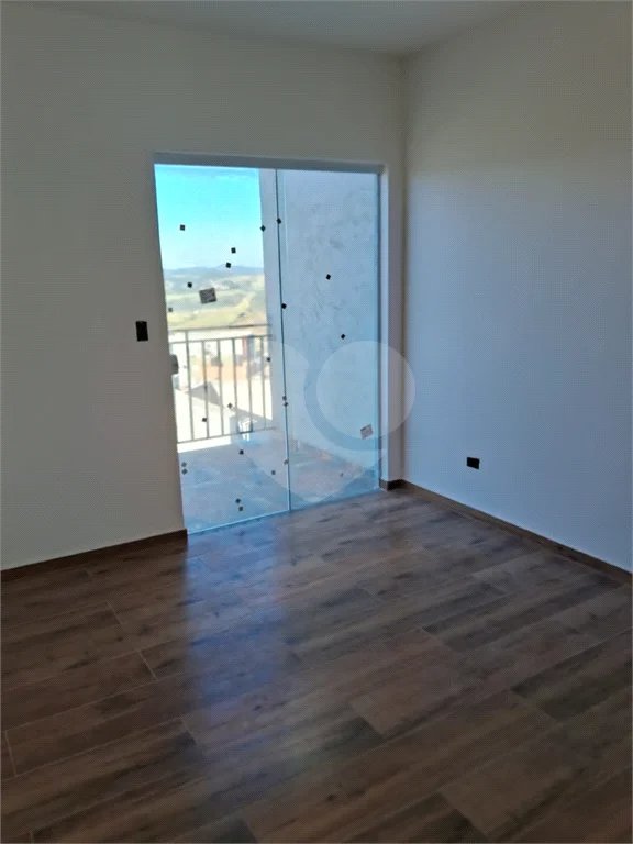 Sobrado moderno com 2 Suítes e vista Privilegiada no Jardim Bandeirantes, Poços de Caldas