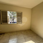 Casa 2 dormitórios na Vila Santa Catarina