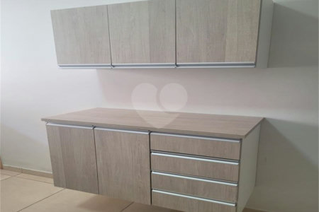 Indaiatuba - Sobrado para venda e Locação - Jardim Nely em Indaiatuba - R$ 425.000,00 - aceita parte em permuta - Bairro tranquilo com fácil acesso a rodovias, Shopping Polo Parque Mall - Assai, Polo shopping - Com duas suítes sendo uma com sacada, , lavabo. área de serviço , 2 vagas, portão ele