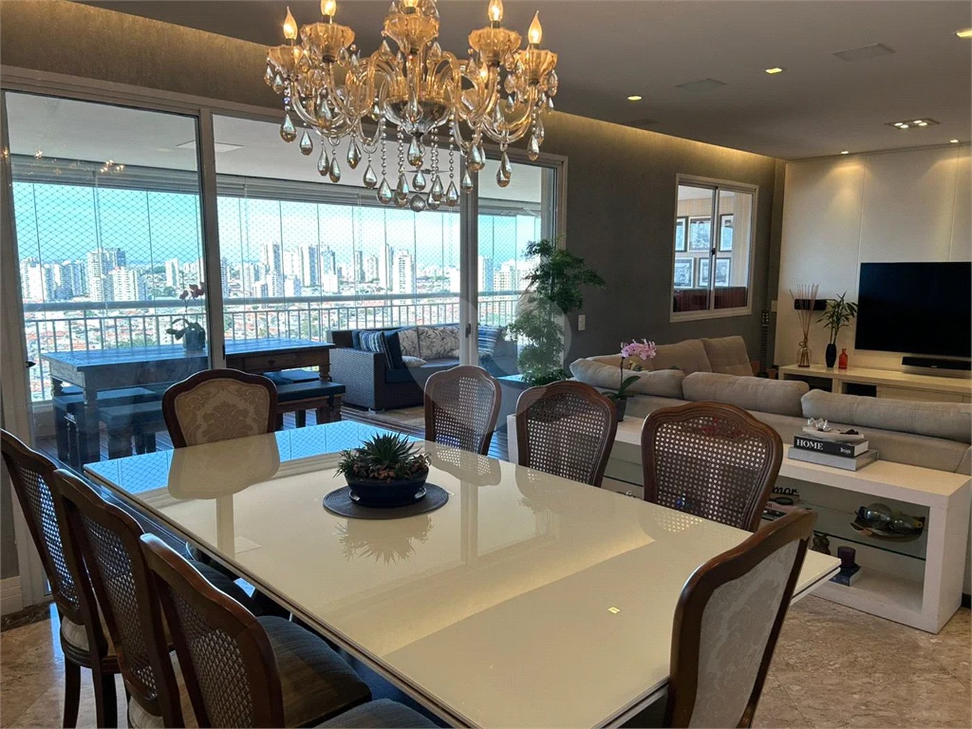 Apartamento à venda Mooca, 149m², andar alto, 3 suítes, 2 vagas, varanda gourmet, lazer