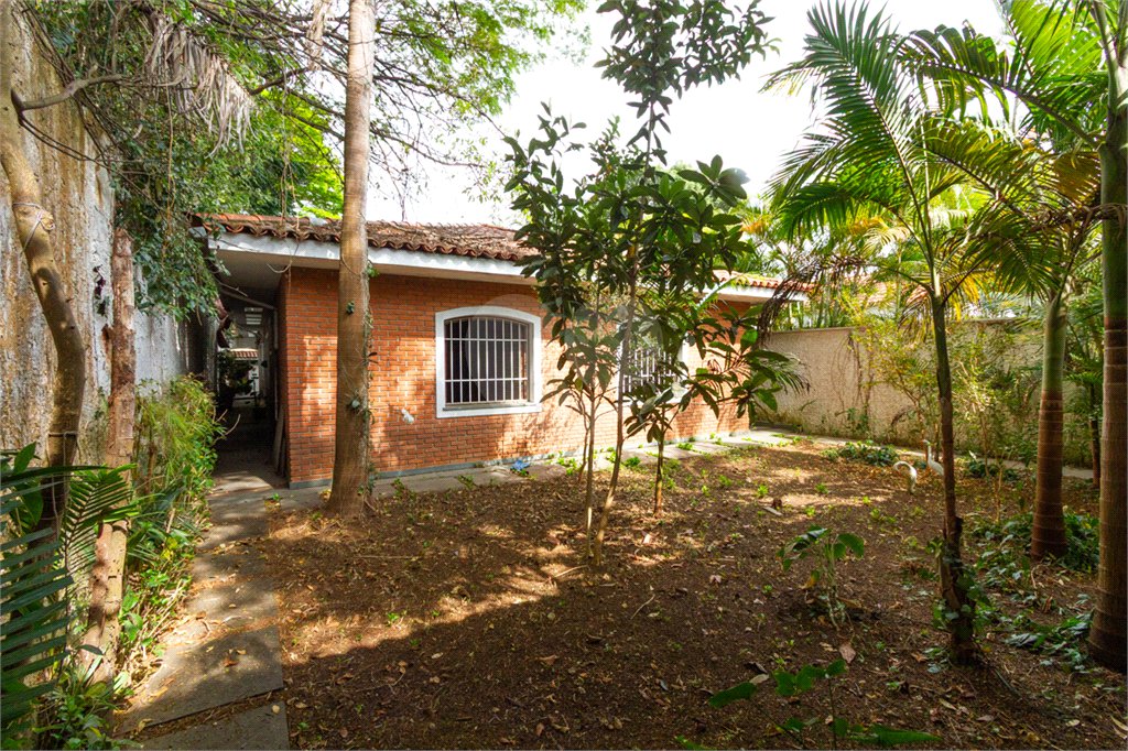 Casa Térrea com 2 quartos 5 vagas e terreno de 500m² no Brooklin