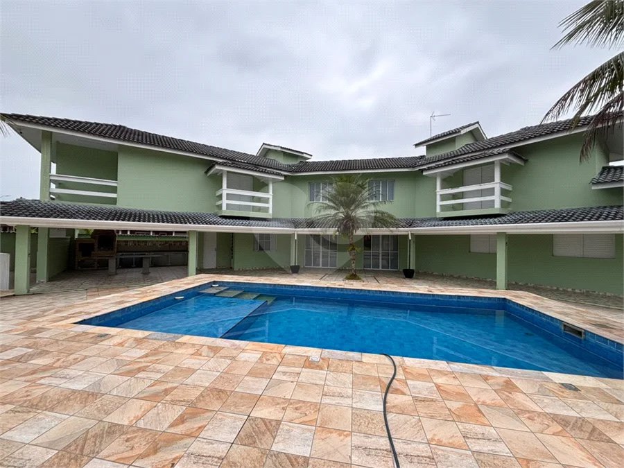 Casa à venda ou para alugar com 5 suítes em Morada da Praia, Bertioga, SP