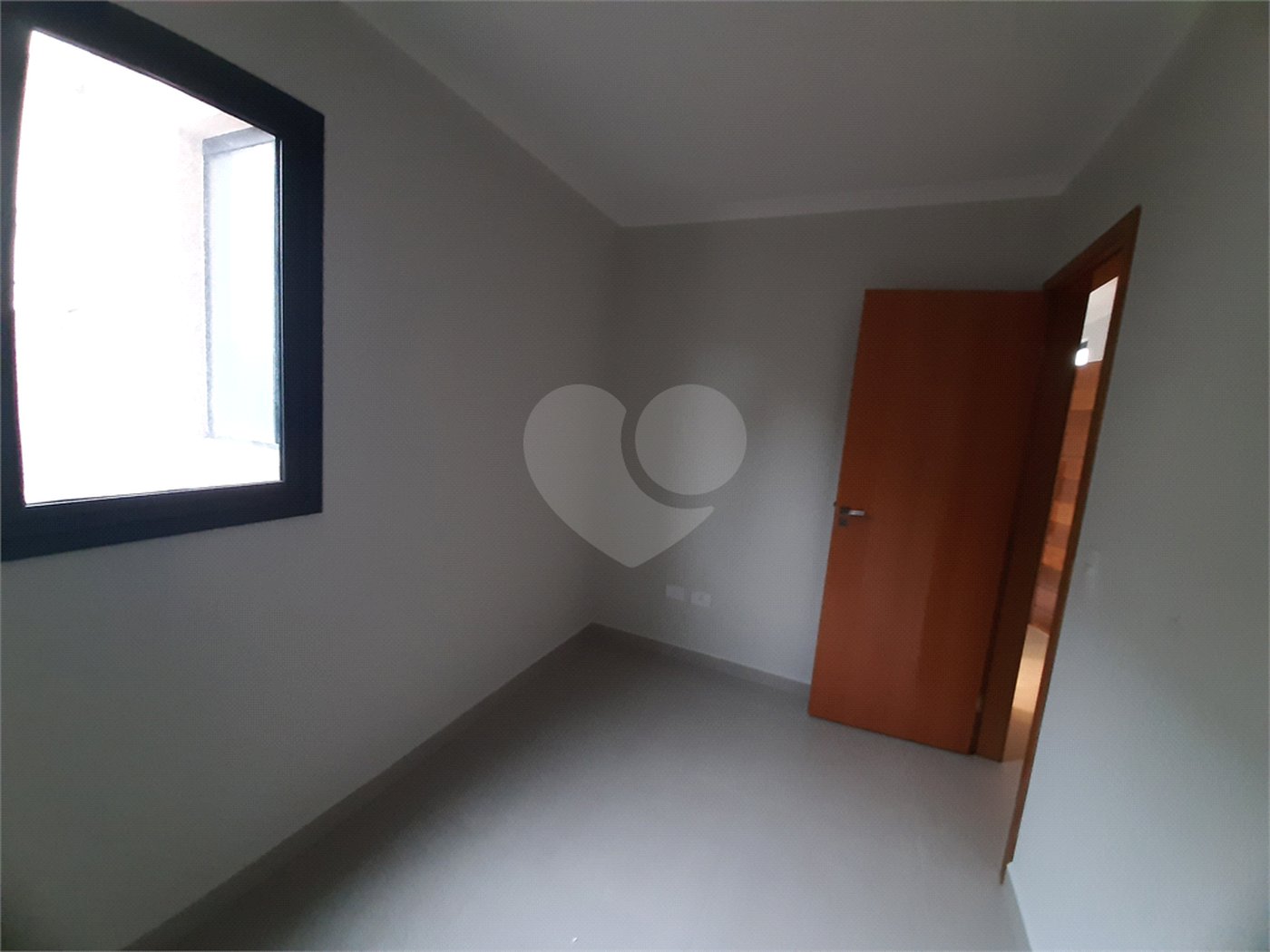 Apartamento com 44m2, 2 quartos, banheiro, sala, cozinha, varanda gourmet e garagem
