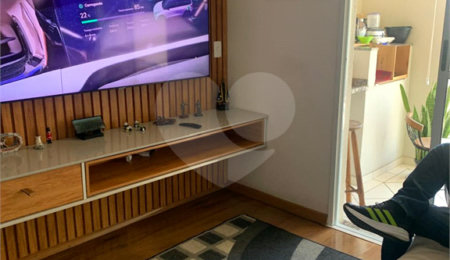 Apartamento à venda com 3 quartos, sendo 1 suíte,  em Vila Paulo Silas, São Paulo, SP