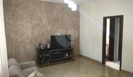 Sobrado à venda com 3 quartos em Chácara Inglesa, São Paulo, SP