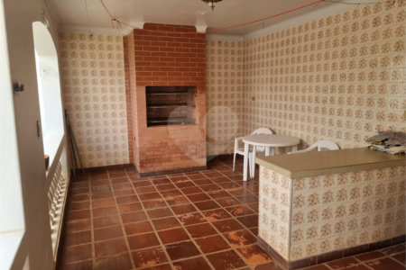 Casa comercial para locação no Centro