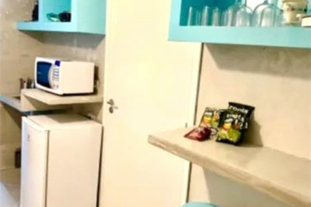 Apartamento à venda com 36m² - Centro