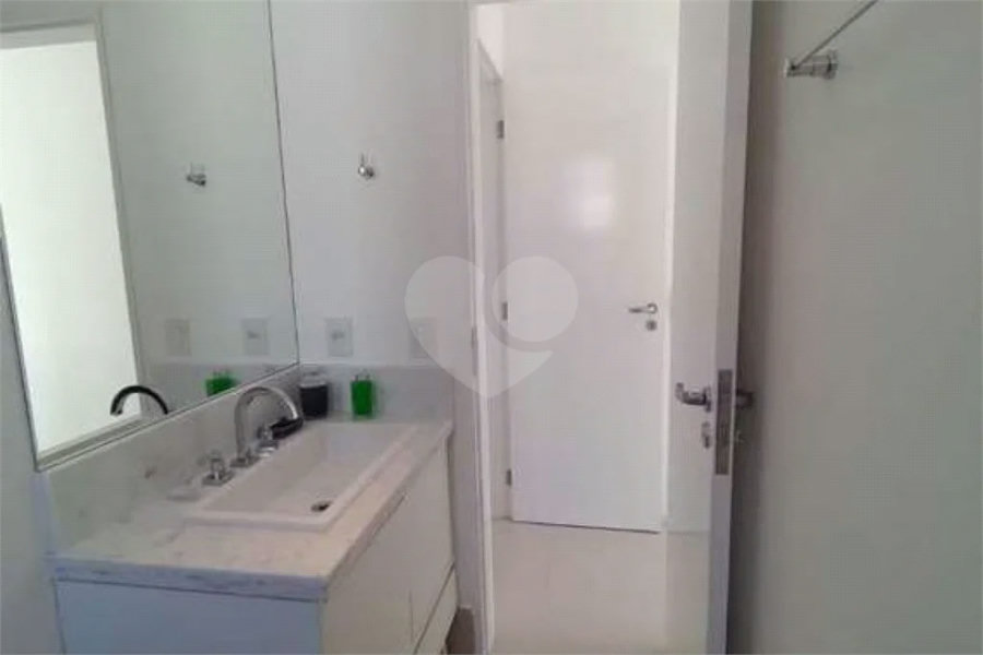 Maravilhosa Casa em Condomínio com 4 Suítes na Praia de Juquehy!!!