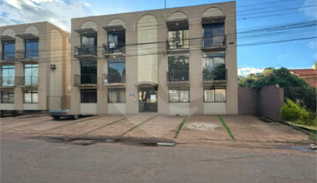 Apartamento à venda ou para alugar com 4 quartos, sendo 1 suíte,  no Centro, Ponta Porã, MS