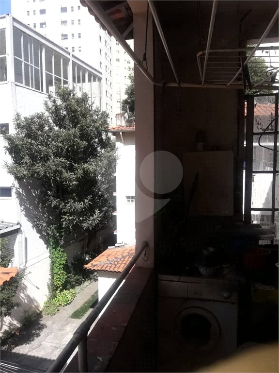 APARTAMENTO DE 3 QUARTOS À VENDA NO PARAÍSO