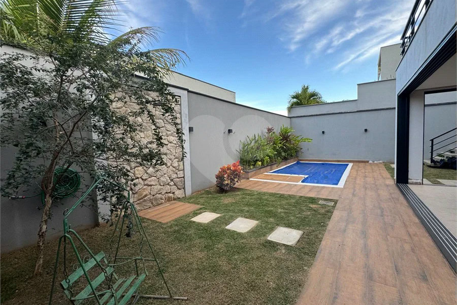 Casa à venda com 3 quartos, sendo 1 suíte,  no condomínio Parque Residencial Damha 2, Piracicaba - SP