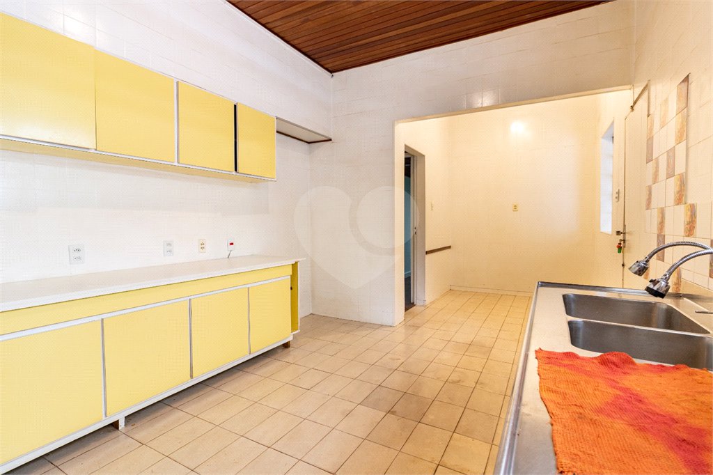 Casa térrea com 3 quartos sendo 1 suíte 2 vagas á venda em Alto da Boa Vista, São Paulo - SP