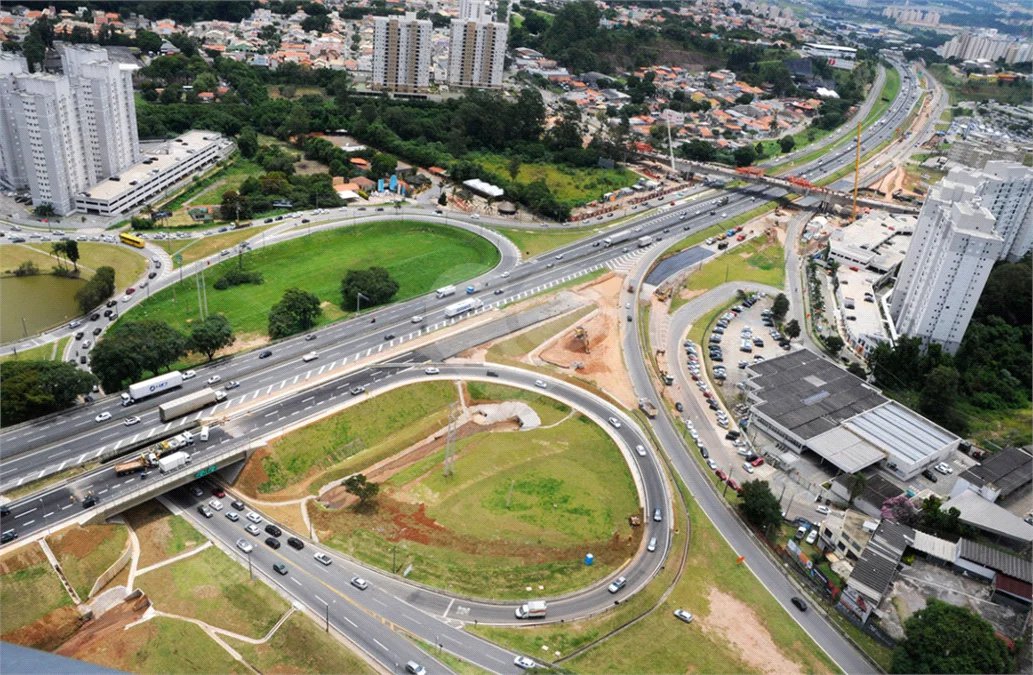 Terreno 801 m² à venda ou locação | Malota (Jardim Samambaia) | Jundiaí