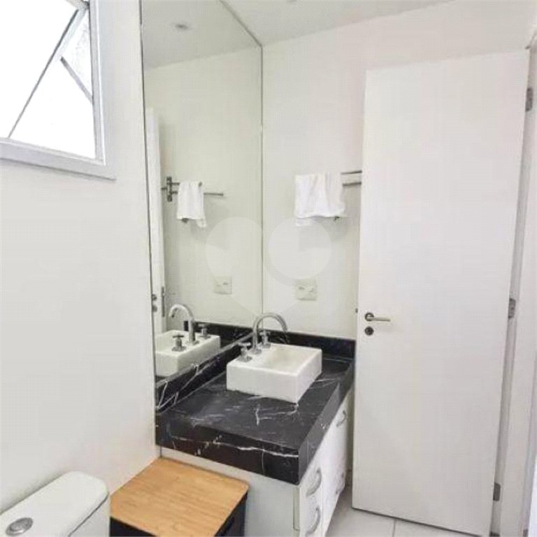 Apartamento no Ipiranga de 94m2 com 2 dorms, 1 suíte, 3 banheiros, 2 vagas. Estuda permuta.