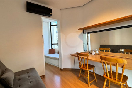Cobertura duplex com 90 m², perfeita para quem busca conforto, privacidade e uma excelente localização.