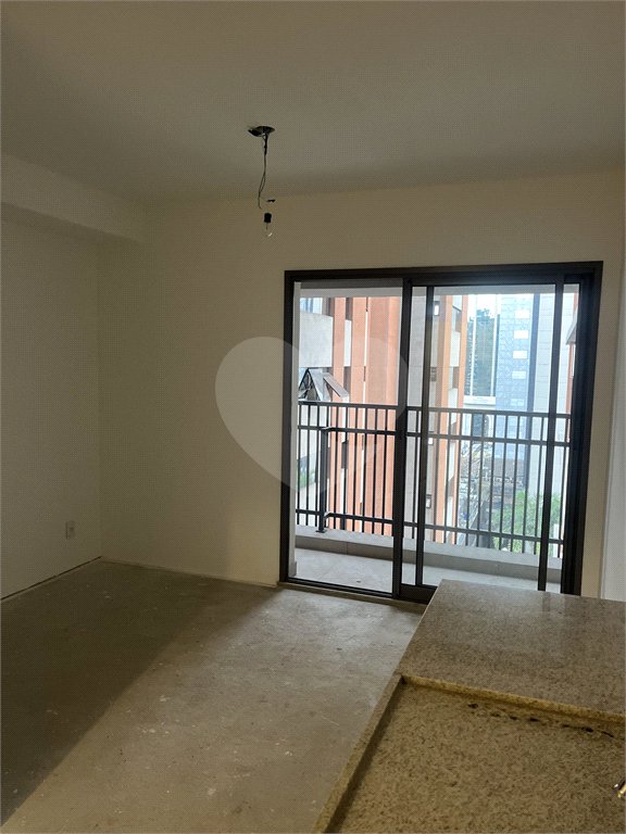 Studio novo no Paraíso á venda com 21m²