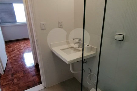 APARTAMENTO À VENDA, 1 QUARTO, GARAGEM, EM HIGIENOPOLIS, 60m2, 100% REFORMADO