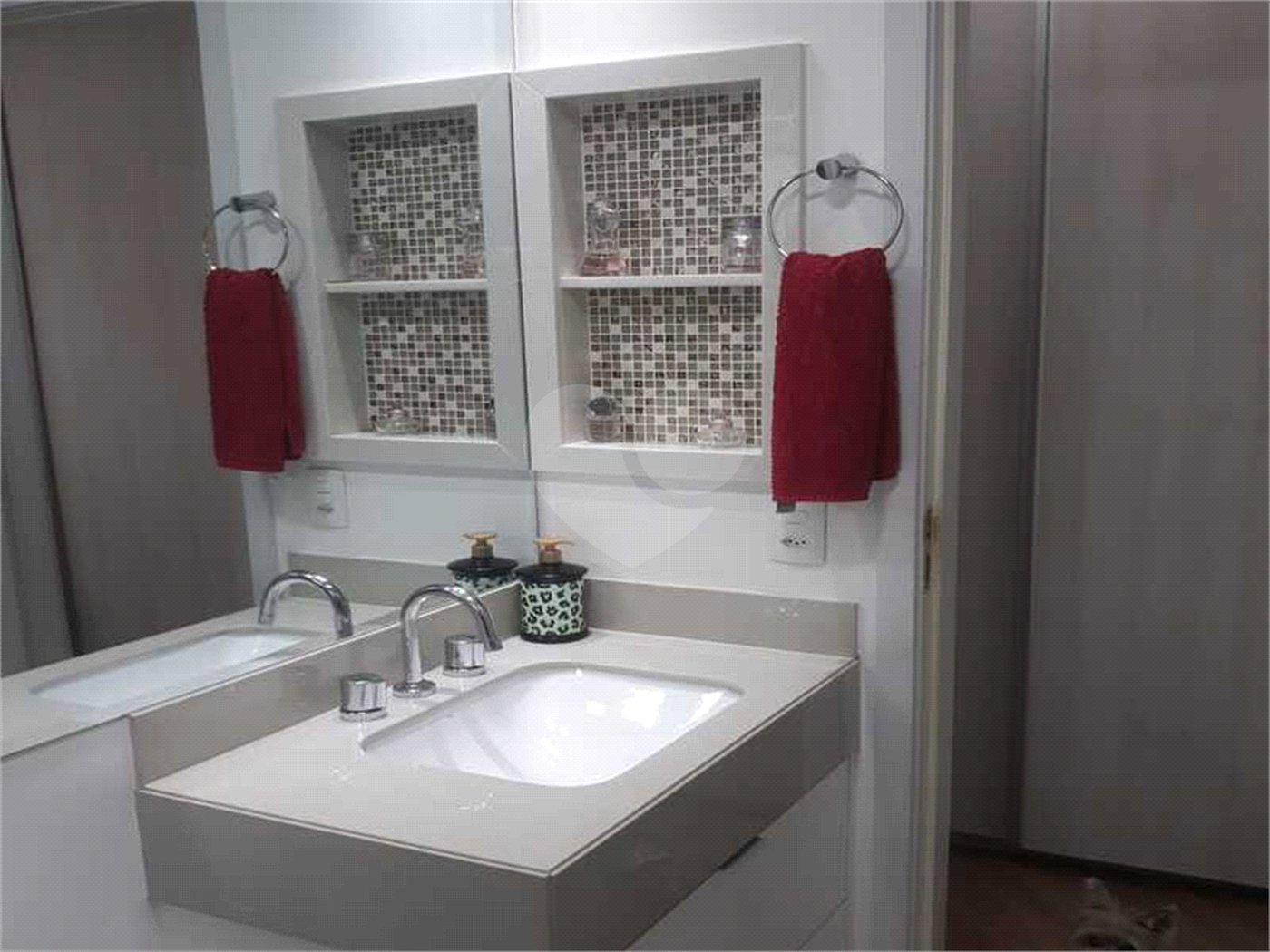 Apartamento à venda, localizado no bairro do Ipiranga, com 94m².