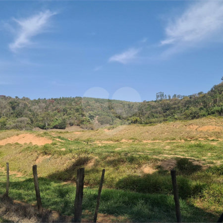 VENDA SÍTIO 48 hectares com estruura para granja, hidroponia e gado