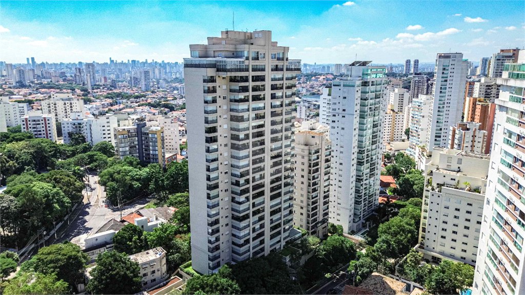 Apartamento para venda em Vila Mariana com 4 quartos, sendo 4 suítes , 250m²