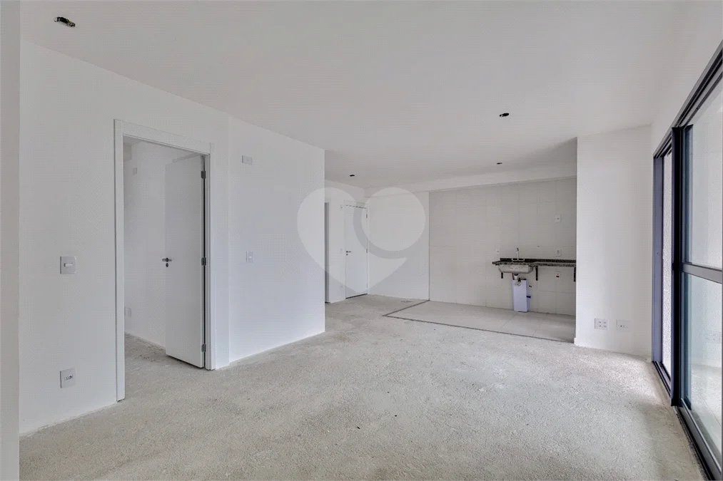 Apartamento à venda com 3 quartos, sendo 1 suíte,  em Alto da Boa Vista, São Paulo, SP