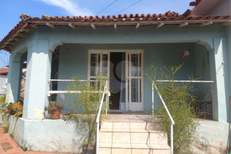 Casa a venda em Louveira