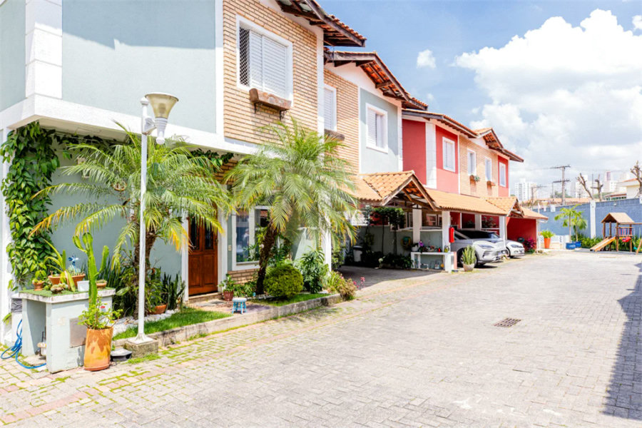 Casa no condomínio Condomínio Villa de São Paulo para venda com 2 quartos, sendo 2 suítes , 200m²