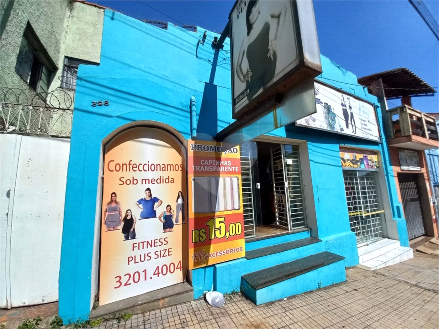 Salão comercial com 206,00 m² .