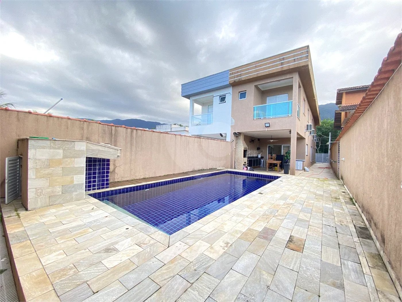 Casa à venda com 4 quartos, sendo 2 suítes,  em Morada da Praia, Bertioga, SP