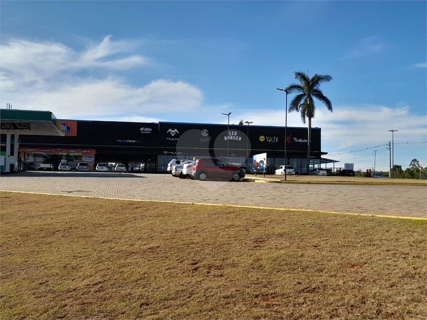 Casa com piscina à Venda no Residencial Damha II, São Carlos