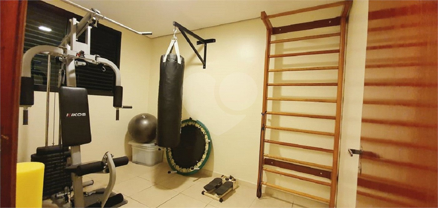 Apartamento à venda no Planalto Paulista de 147m² com 3 suítes e 3 vagas.