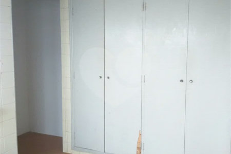 Casa à venda com 4 quartos, sendo 1 suíte,  no Centro, Vinhedo, SP
