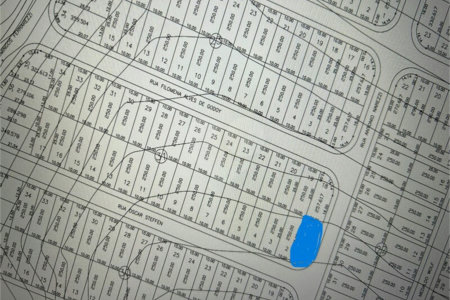 Terreno de Esquina Misto – 257,61 m² | Jardim Regina