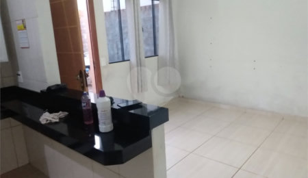 Casa à venda com 2 quartos em Jardim Embaré, São Carlos, SP