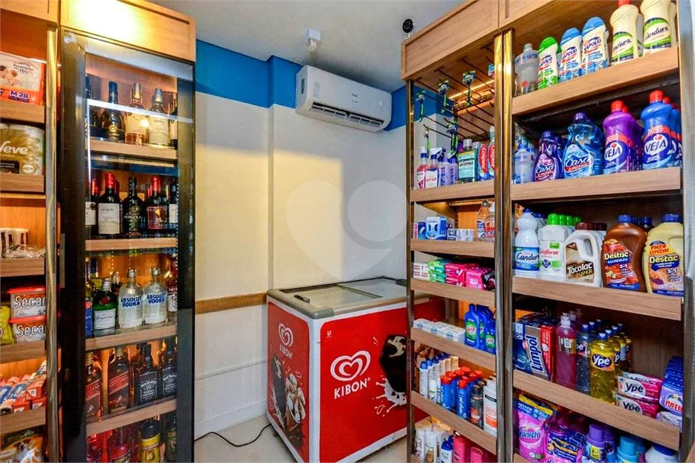 Apartamento à venda com 3 quartos, sendo 1 suíte, em Campo Grande, São Paulo, SP
