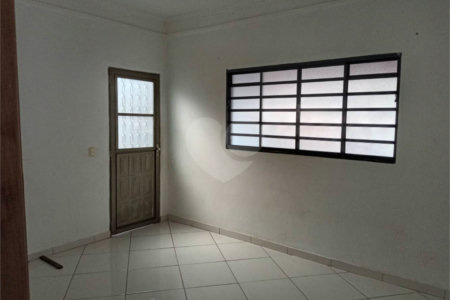 Casa para venda localizada no Jardim Medeiros