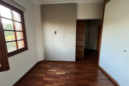 CASA COM 3 QUARTOS NO CONDOMÍNIO GRAND VILLE