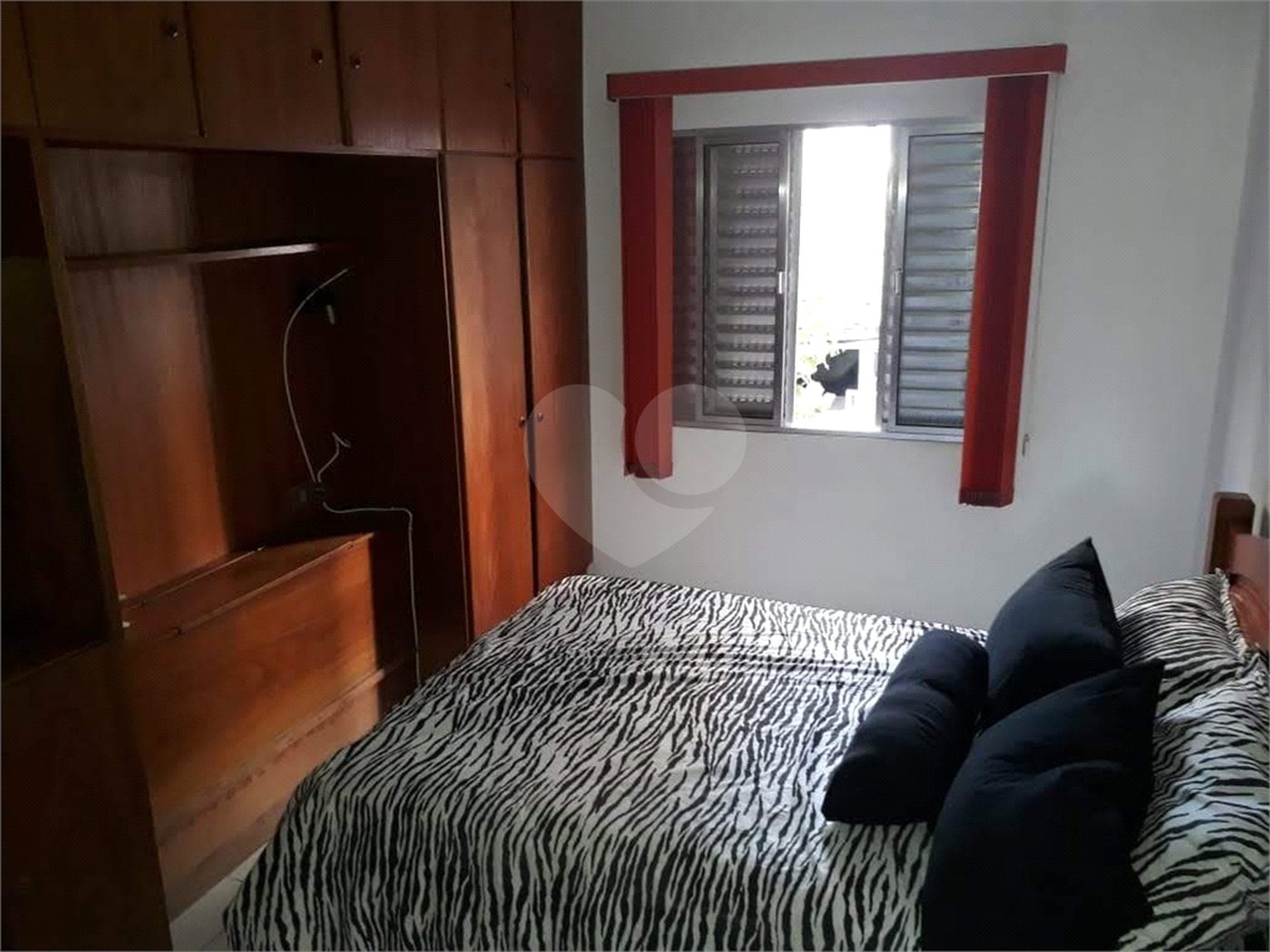 Apartamento para locação na Saúde de 80m² com 2 dormitórios.