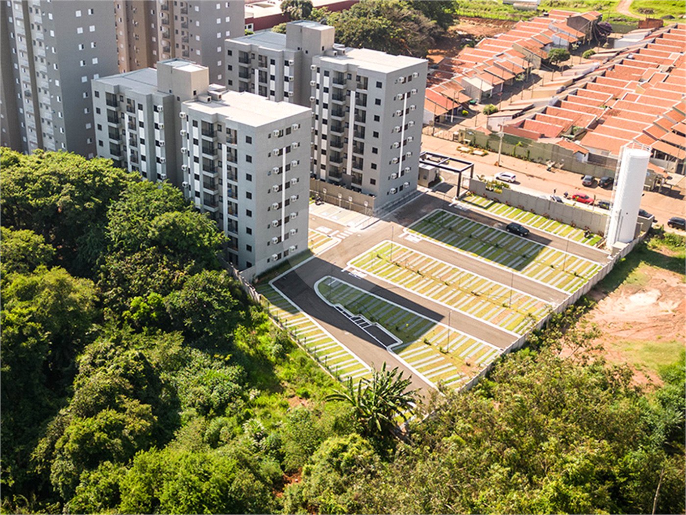 Apartamento novo para venda no condomínio Reserva dos Pinhais.
