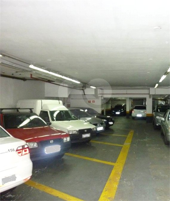 SALÃO COMERCIAL DE 375 M² EM PINHEIROS