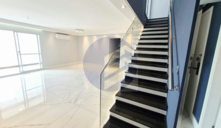 COBERTURA DUPLEX DE ALTO PADRÃO NA VILA SÃO FRANCISCO | 233 m²