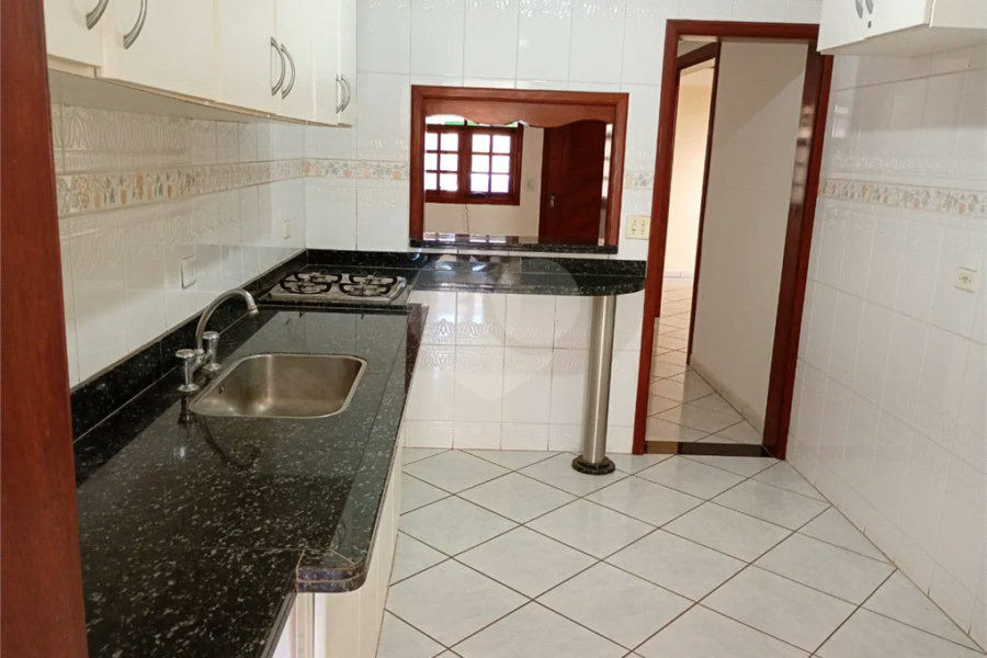 Casa térrea com edícula, com 4 dormitórios à venda no Condomínio Residencial Parque Taquaral em Piracicaba/SP.