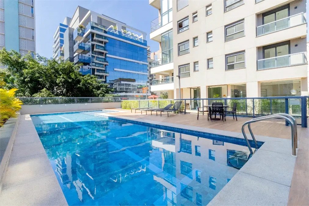 Apartamento para venda em Jardim Paulista com 2 quartos, sendo 2 suítes, 128m²