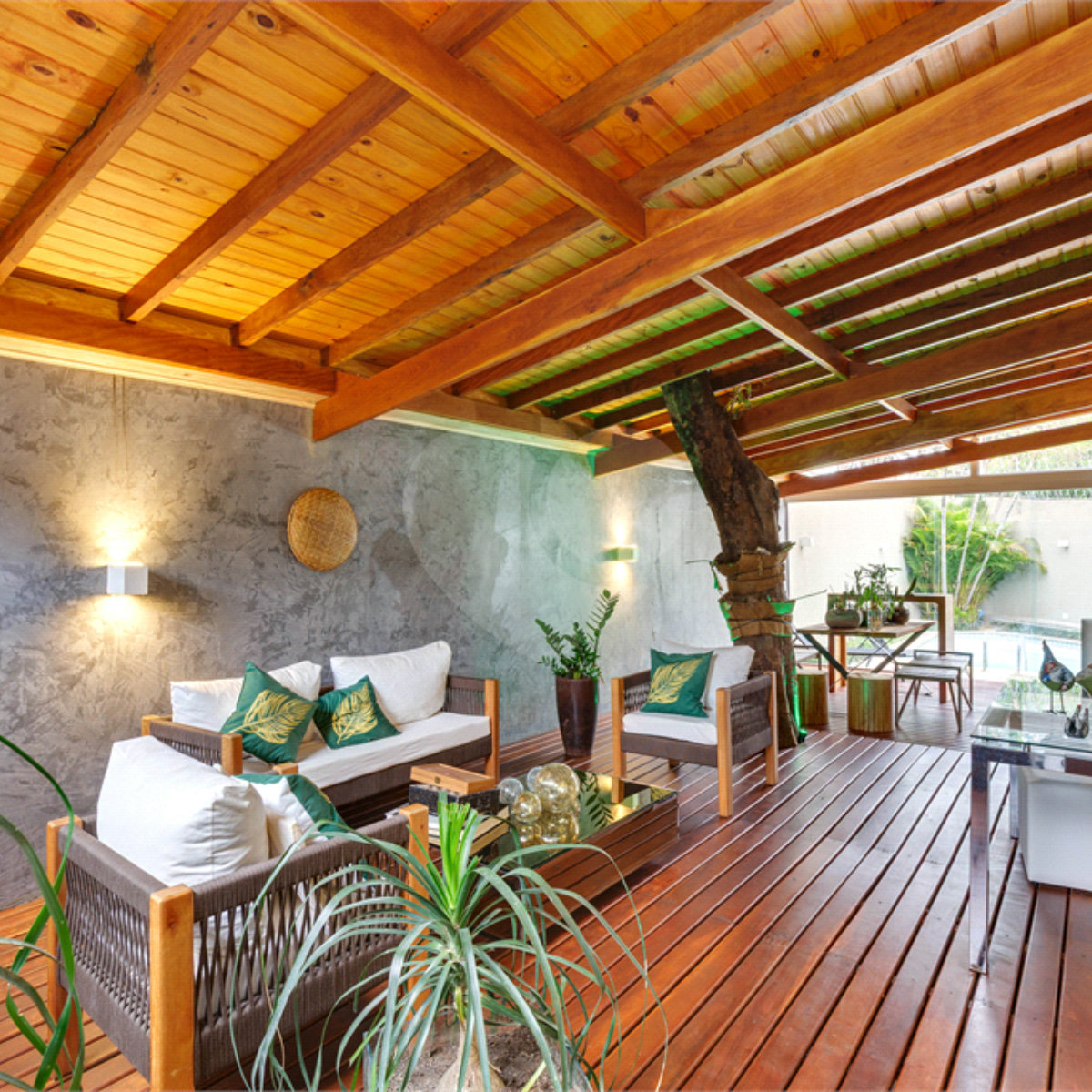 Casa à venda com 5 quartos, sendo 3 suítes, em Alto da Boa Vista, São Paulo, SP