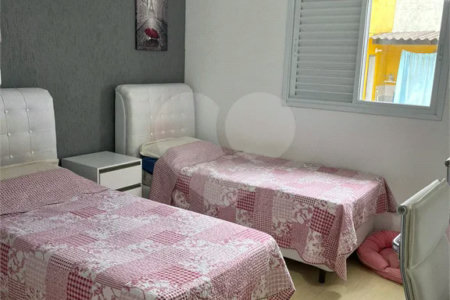 Sobrado à venda no bairro Osvaldo Cruz, São Caetano do Sul, 3 quartos (1 suíte), 3 vagas de garagem
