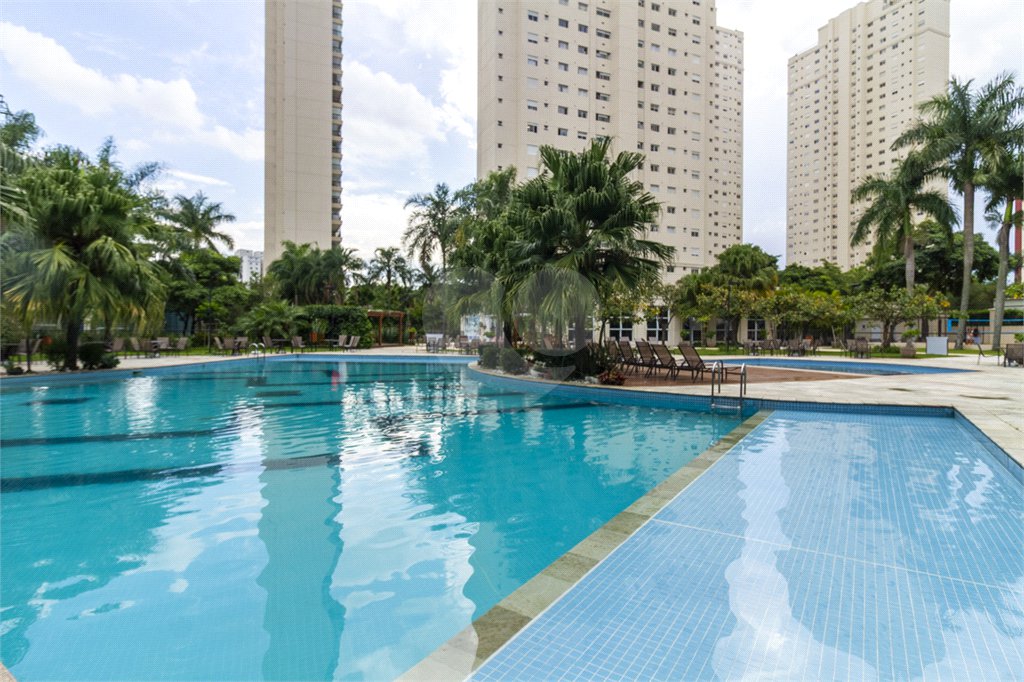 Apartamento para venda no Alto da Moóca, com 178 m², 3 suítes, 3 vagas.