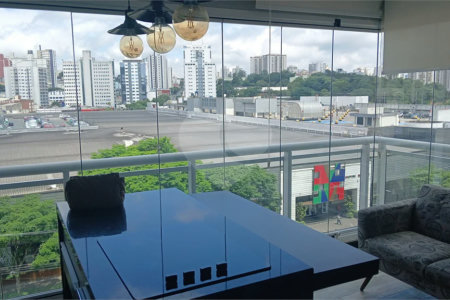 APARTAMENTO PARA LOCAÇÃO | 2 DORMS | 2 BANHEIROS /MOBILIADO | VARANDA | 1 VAGA | LAZER COMPLETO | EM FRENTE AO SHOPPING METRÓPOLE CENTRO – SÃO BERNARDO DO CAMPO/SP